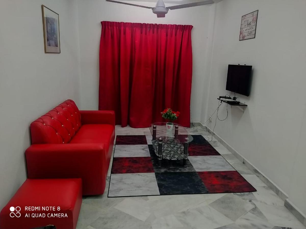 Pd Laguna Homestay Red Port Dickson Bagian luar foto