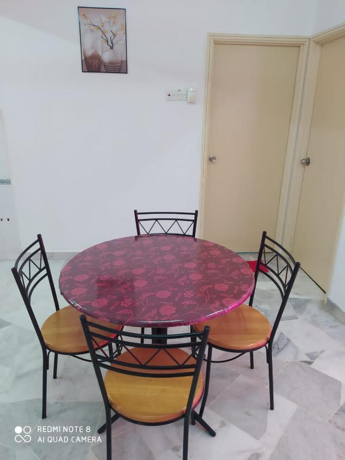 Pd Laguna Homestay Red Port Dickson Bagian luar foto